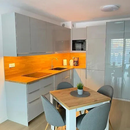 Apartament Blisko Morza A11 Apartment *
